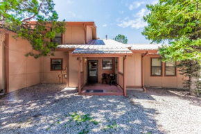 Pinon Park A2, 3 BRs, Deck, Fireplace, Wi-Fi, Pets, Sleeps 6